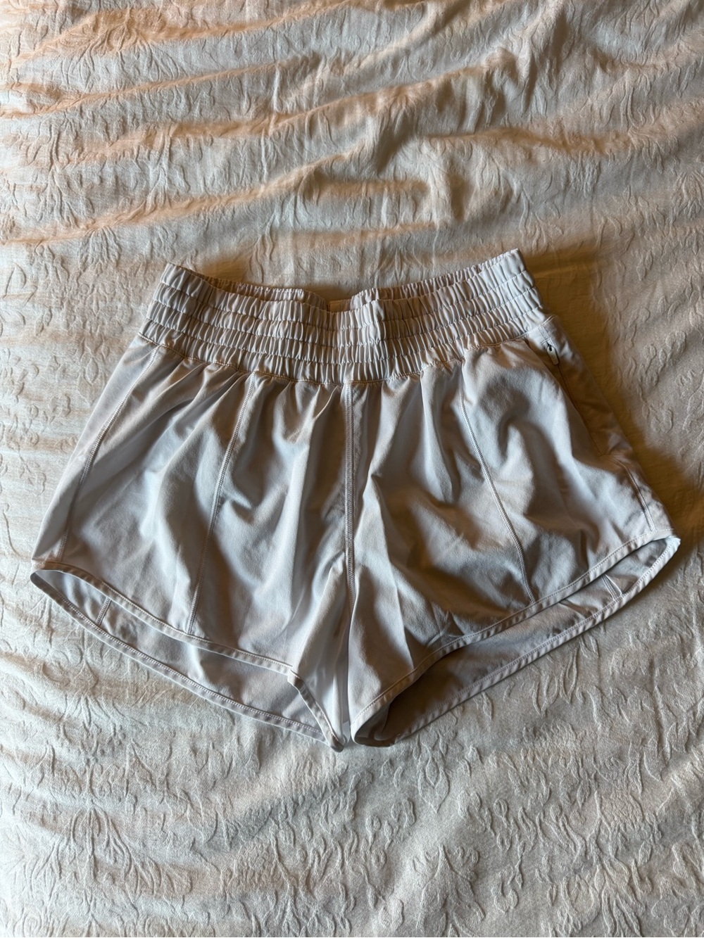 CRZ YOGA White High-Waist Ruched Athletic Shorts
